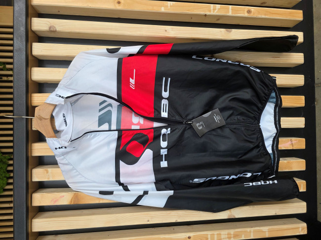 HQBC Q TEAM Windbreaker, Black/Red - M